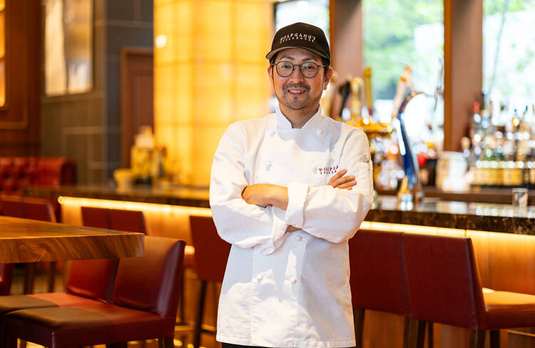 NY発・人気店ウルフギャングが贈る特製サーロインステーキBOX。青山店のシェフが腕を振るいます