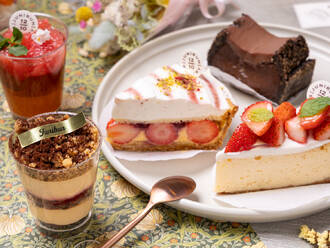 ジュウニブンベーカリー 旬の贅沢5種アソート(830円) 