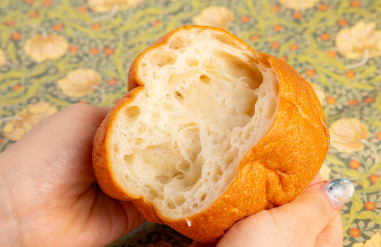 加水率120％の生地でもっちもち！一口食べれば虜になる