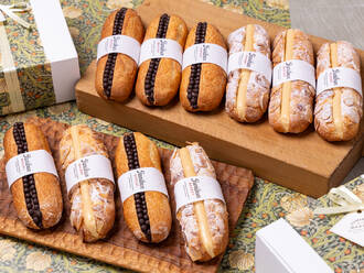 ジュウニブンベーカリー フランス2種アソート(520円) 
