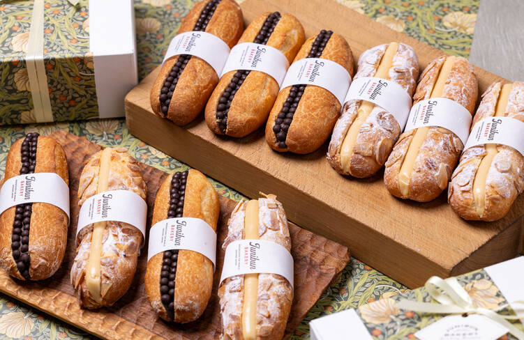【人気のフランスシリーズ】ショコラと季節限定商品を一緒にお届け