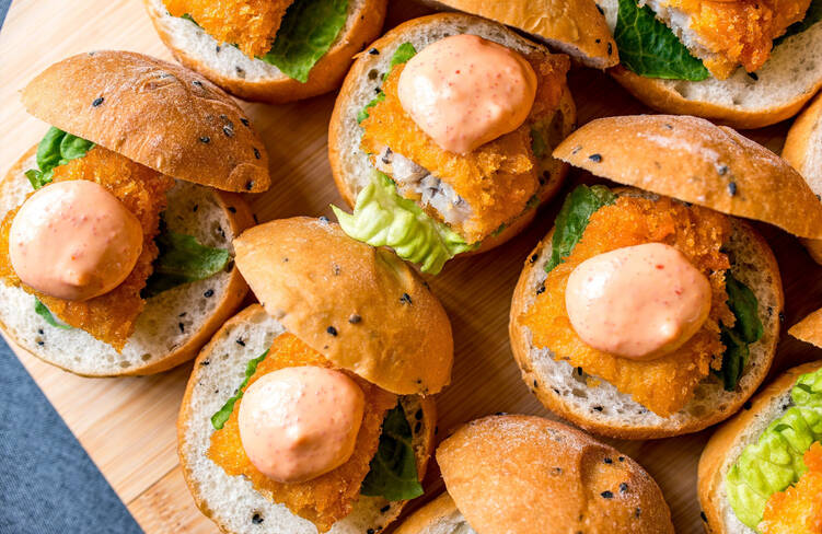 明太マヨのミニフィッシュバーガー