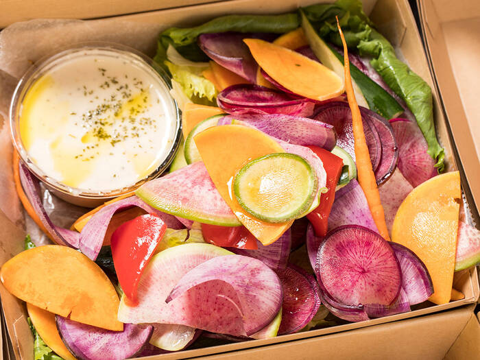 菜園風三浦野菜＆ミートアソートデリバリープラン｜ガーデン