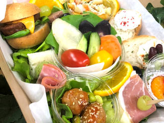 菜園風三浦野菜＆ミートアソート1BOXプラン(2,150円) 