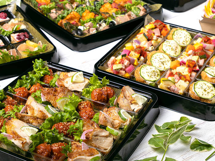 三浦野菜のベジタブルプレートと2種のメインやデザート付きプラン