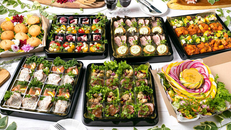 三浦野菜のベジタブルプレート・看板スライダーと3種のお肉メインやお魚も入ったプレミアムプラン(2,500円/人)