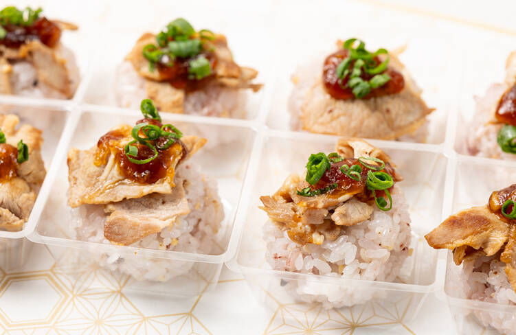 ポークソテーおにぎり