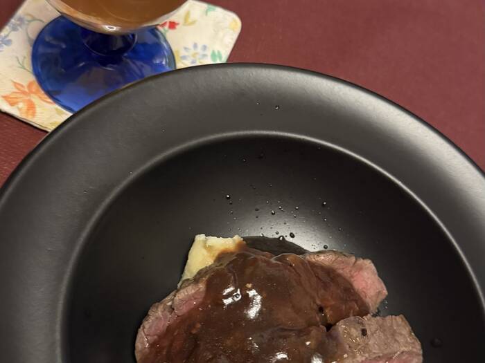 メインの牛肉!焼き加減最高!