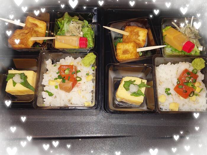 4種類づつ重箱に詰めてお出ししました。