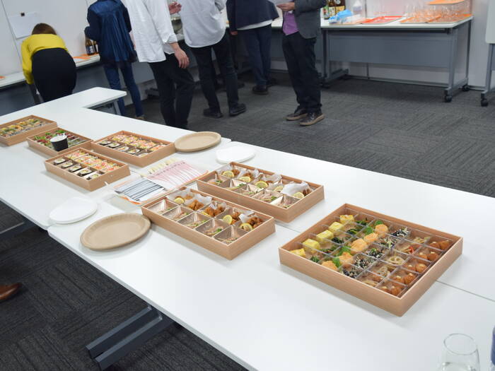 10人分が5人分ずつに分けられていたので、テーブル配置も楽々でした!