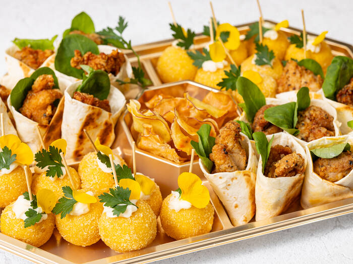 Roger's Kitchen｜大使館御用達の人気店 - シェフコレ