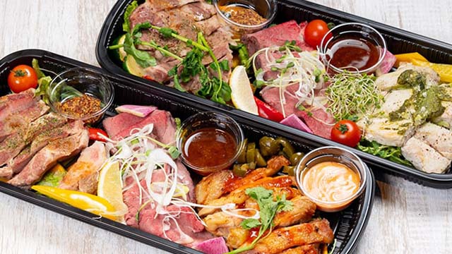 豪快!メイン料理のMIXプレート