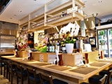 鮮魚店直営の居酒屋「魚天」