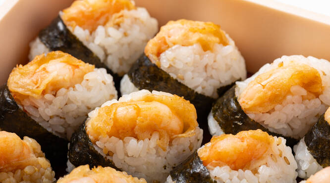 ほどよい塩気と煎り胡麻がマッチ
