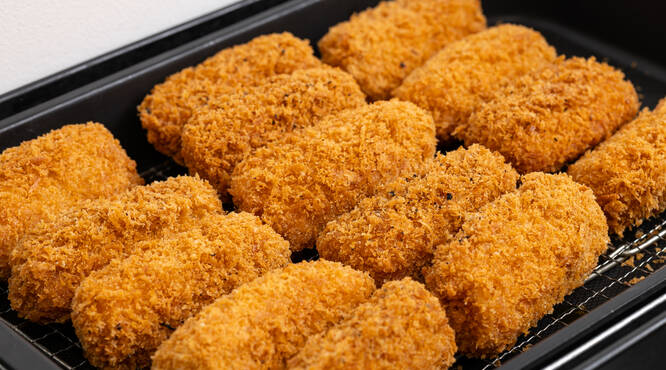 肉厚の大海老マヨ♪衣薄めでプリップリ♪