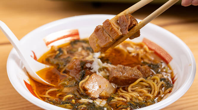 ホロホロのラフテ-担々麺