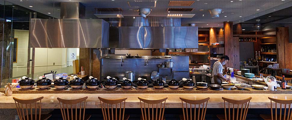 レインボーブリッジが一望できる創作和食店のオードブル