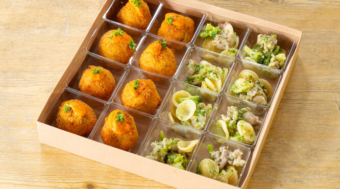 タラとジャガイモのまんまるコロッケと自家製サルシッチャとブロッコリーのオレキエッテ