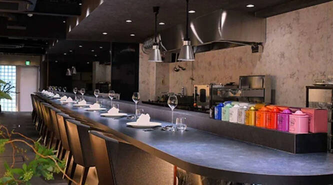 店舗は西麻布にある隠れ家フレンチ