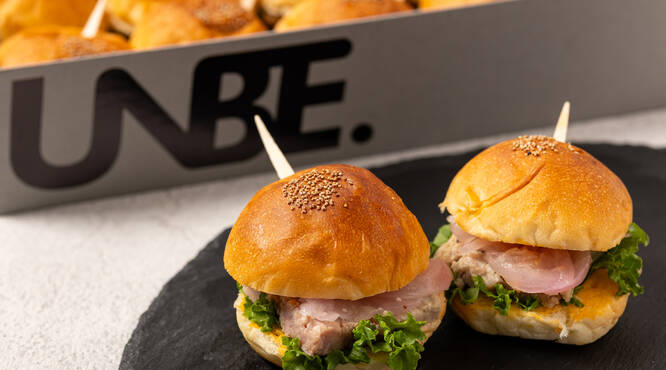 取り分けしやすいフィンガーフードと小分けプラン