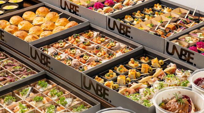 非日常の感動体験を追求する人気シェフが贈る!