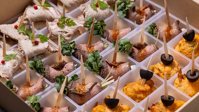 様々なジャンルのお酒に合う料理