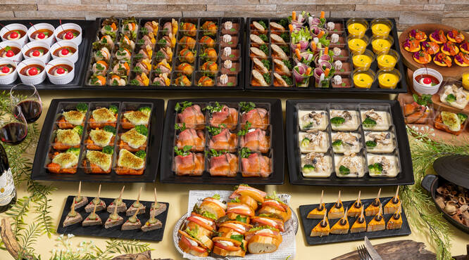 彩りもいい華やかオードブル