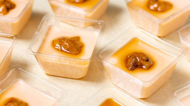 ご褒美感たっぷり創作雲丹プリン