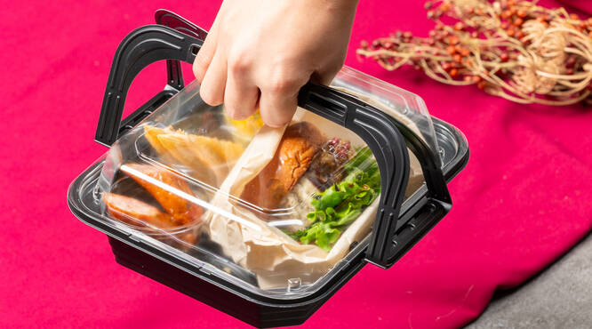 持ち運びもかわいいバスケット仕様のバーガーBOX