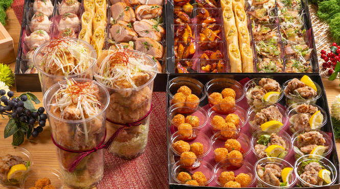 からあげはオプション選択で「カップ」or「小分け」をお選びいただけます。