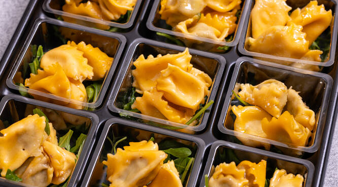 自家製ピエモンテ風ラビオリ