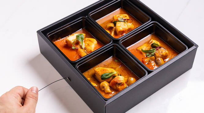 紐を抜いて熱々に！やけどにはお気を付けください！