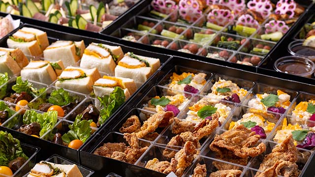 専門店自慢の鶏料理を楽しめるプラン