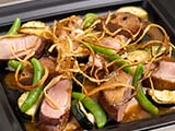 加熱容器で味わう極上の温製メイン料理