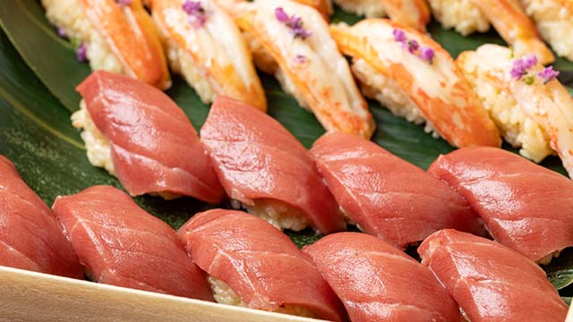 鮨を主役に華やかなひとときを